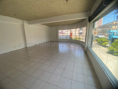 Ana Karina Molleja Vende Excelente Local Comercial En Zona Centro De Barquisimeto ,lara/akm