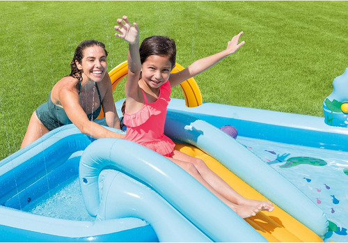 Piscina Inflable Del Castillo La Piscina Inflable La Piscina