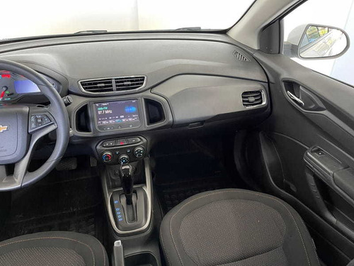 Imagem 11 de 15 de Chevrolet Onix 1.4at Ltz 2015