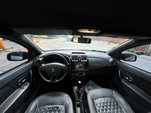 Renault Logan Exclusive At