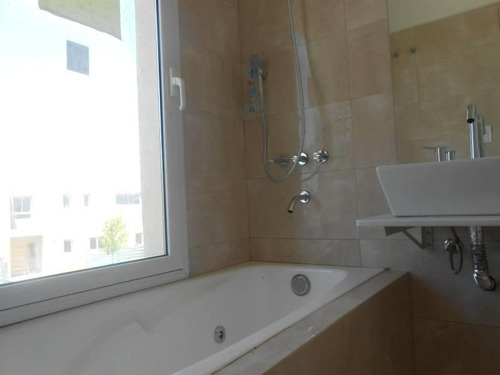 Imagen 14 de 17 de Casa En Venta En Barrio Acasias - Maroto Propiedades