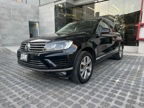 Volkswagen Touareg 3.0 V6 Tdi At