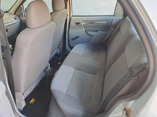 Imagen 8 de 9 de Chevrolet Prisma 1.4 Lt 2012