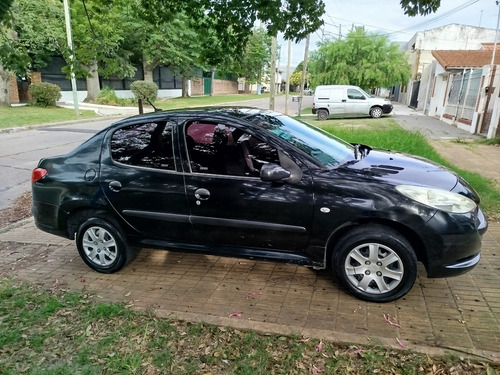 Peugeot 207 Compact Sedan 1.9