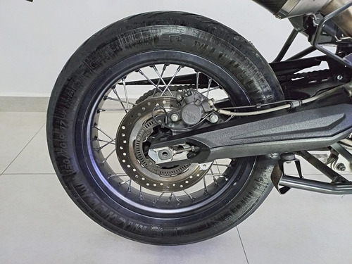 Imagem 11 de 14 de Triumph Tiger 800 Xcx 2016