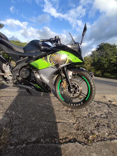 Moto Yamaha R15 V2 Edicion Especial