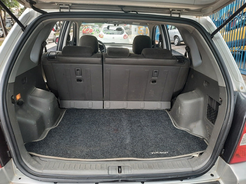 Imagem 7 de 11 de Hyundai Tucson 2013 2.0 Gls 4x2 Flex Aut. 5p