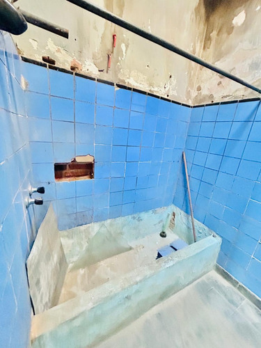 Casa 5 Ambientes En Venta En Lomas De Zamora A Reciclar!