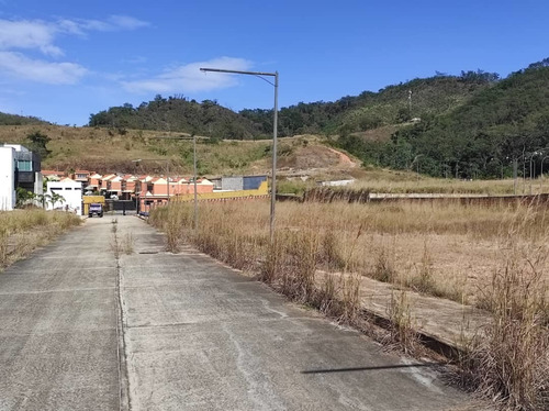 Imagen 7 de 13 de Terreno En Lomas Del Country