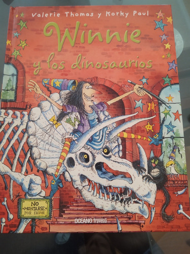 Libro Winnie Y Los Dinosaurios De Valerie Thomas Y Otro