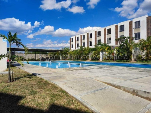 /&% Apartamento En Venta En Colinas Del Viento Al Este De Barquisimeto Con Planta Eléctrica Código 24-14307 Sps