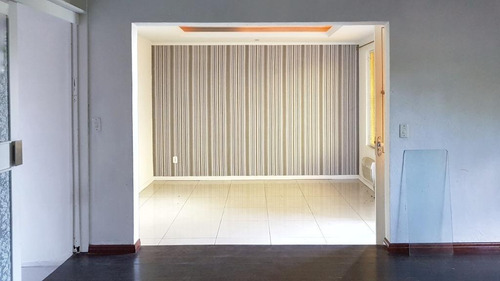 Casa Com 3 Dormitórios À Venda, 180 M² Por R$ 550.000,00 - Centro - Gravataí/rs - Ca2031