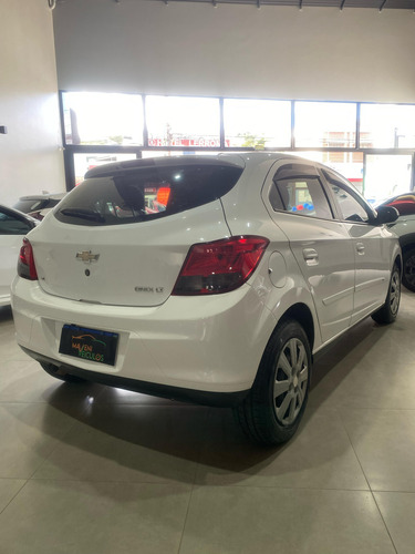 Chevrolet Onix 1.4 Lt 5p