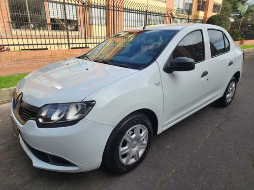 Renault Logan 1.6 Expression / Life +