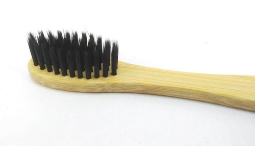 Imagen 4 de 9 de Cepillo Dientes Madera Bambu Ecologico Cerda Suave