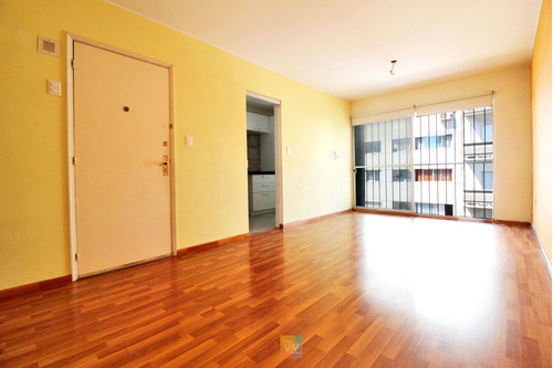 Venta Apartamento 2 Dormitorios En El Centro