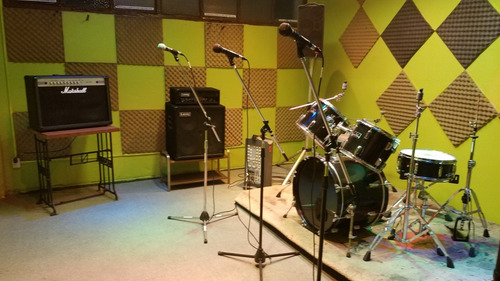 Imagen 2 de 10 de Salas De Ensayo Mensuales (vacías) Y Horarias (equipadas)