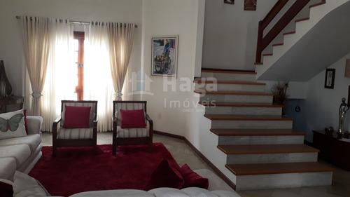 Imagem 11 de 30 de Casa Alto Padrão À Venda No Jardim Maluche Em Brusque/sc - 1672