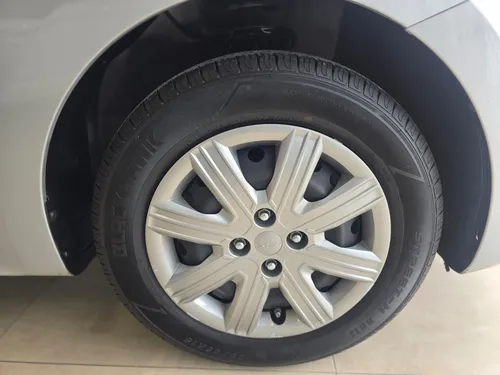 Kia Rio 1.6 L Sedan At