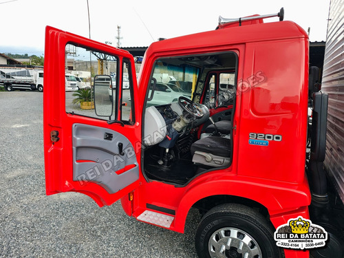Agrale 9200 Truck Baú 6,50m Mwm Turbo Intercooler Leito 2006