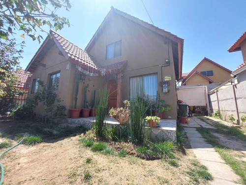 Casa 3 Dormitorios 3 Baños Aislada (73347)