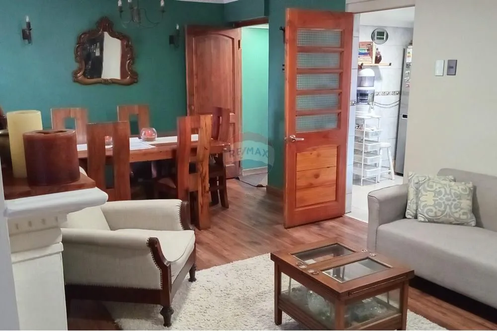 Imagen 1 de 19 de Casa Cercana A Mall Los Dominicos