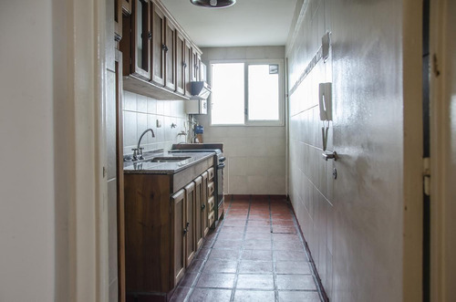 Imagen 5 de 14 de Departamento En Venta De 2 Ambientes Amplios - Ubicado En El Barrio De Villa Crespo!