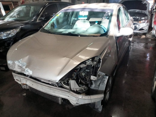 Imagen 2 de 6 de Fiat Gran Siena Attractive 1.4 8v