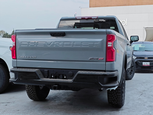 Chevrolet Cheyenne 6.2 Doble Cab Zr2 4X4 At