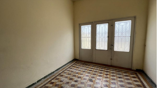 Oportunidad Unica!! Venta, Casa, Perez Castellano