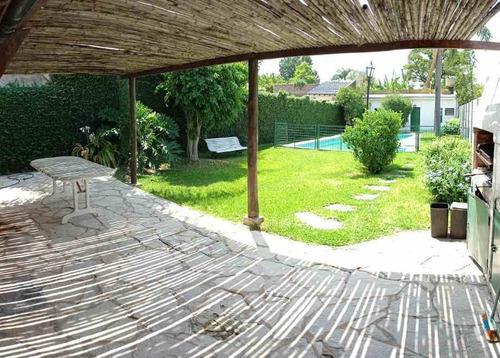 Imagen 4 de 11 de Chalet En Venta En Ituzaingo Norte