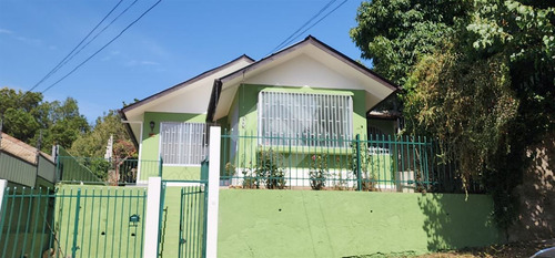 Casa En Venta De 4 Dorm. En Quilpué