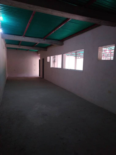 Imagen 11 de 12 de Se Vende Galpón En Palo Negro Al Final De La Calle Gran Demócrata 04243297055