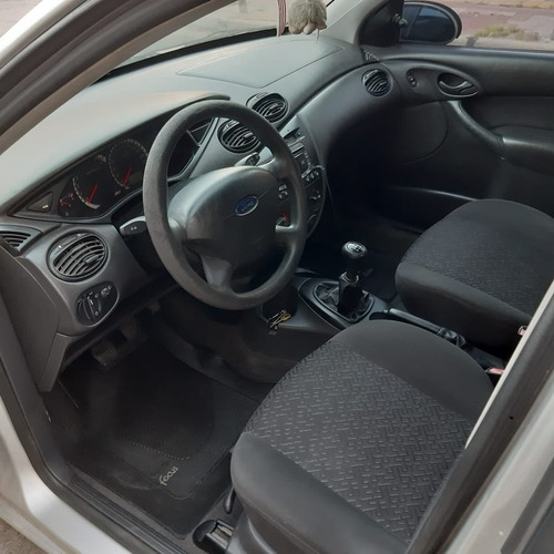 Ford Focus 1.6 Ambiente 2009