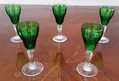 Set De 5 Copas Antiguas Cristal Verde Pequeñas Licor Jerez