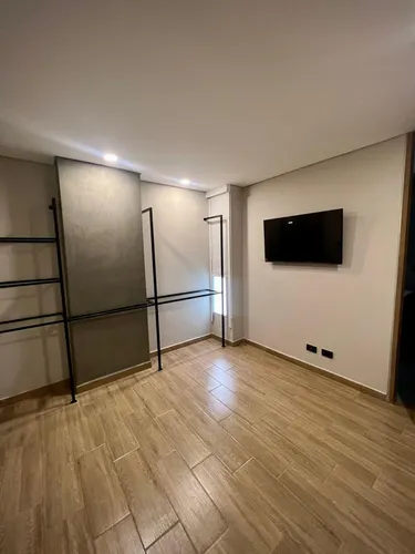 Apartamento En Venta En Laureles. Cod V10807