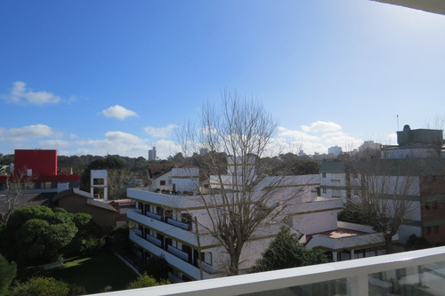 Imagen 13 de 30 de Los Capellanes - Pinamar - 4 Ambientes - 2 Baños - 2 Cocheras