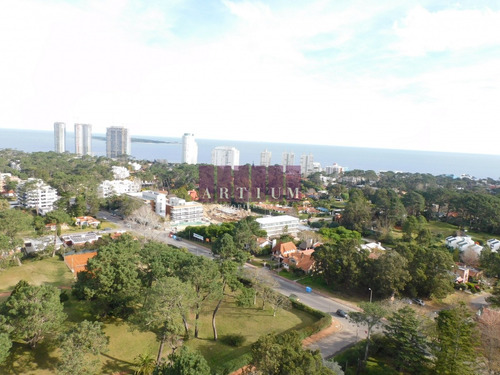 Roosevelt Con Excelentes Vistas A La Bahía Y Punta Ballena