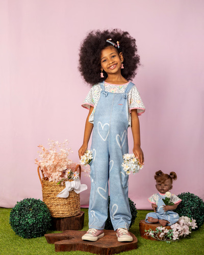 Conjunto Macacão Com Blusa E Roupa Da Boneca Ma0219 Marthiê