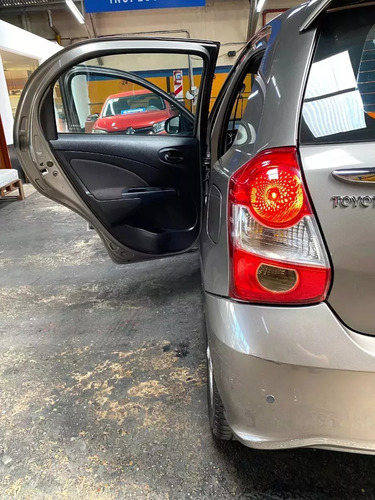 Toyota Etios 1.5 Xls