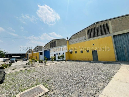 Francisco Rojas Norscia Rentahouse Vende, Galpón Industrial En Barquisimeto, En La Zona Industrial Ii, 2 4 - 2 0 7 0 4, Ideal Para Tu Empresa, Procesadora O Almacén, Llama Ya, Invierte Con Rentahouse