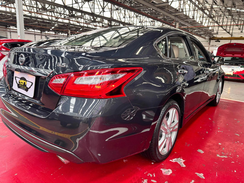 Nissan Altima 3.5 Exclusive Cvt