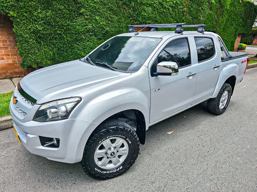 Chevrolet D-Max LS MT 2.5L 4X4 AA 2AB ABS DIESEL FE