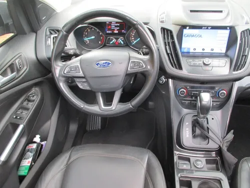 Ford Escape Titanium 4x4 2000cc At Aa