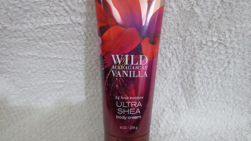 Creme Corporal Bath & Body Works  Wild Madagascar Vanilla L