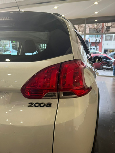 Imagen 9 de 15 de Peugeot 2008