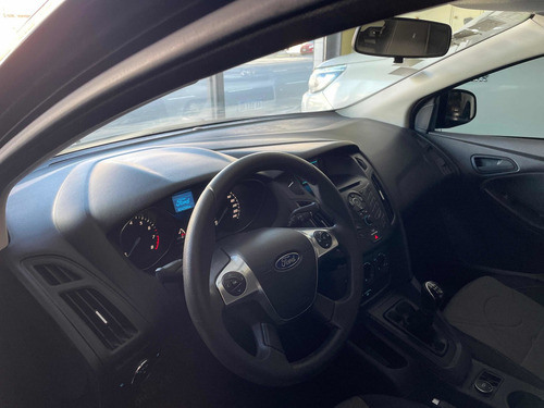 Imagen 10 de 18 de Ford Focus Iii 2014 1.6 Sedan S