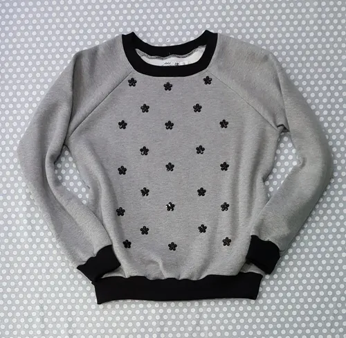 Moletom bordado cheap com pedras