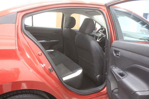Imagen 14 de 15 de Nissan Versa 2020 4p Advance L4/1.6 Man