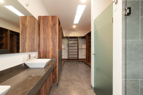 Imagen 15 de 20 de Casa En Zibata Queretaro, Privada Y Acabados Premium, Dobles